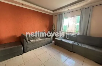 Casa com 3 quartos à venda na Rua Márcio Arcanjo Caetano, Nova York, Vespasiano