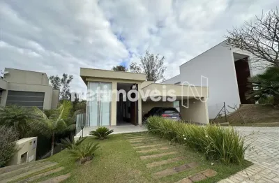 Casa com 4 quartos para alugar na Rua Cláudio, Alphaville, Vespasiano