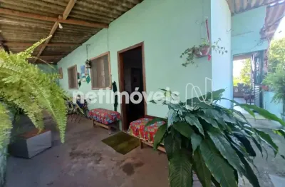 Casa com 3 quartos à venda na Rua Geraldo Pongellupe, Letícia, Belo Horizonte