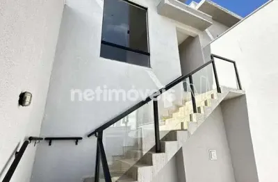 Casa com 3 quartos à venda na Rua Jose Verissimo Da Silva, Jardim Encantado, São José da Lapa