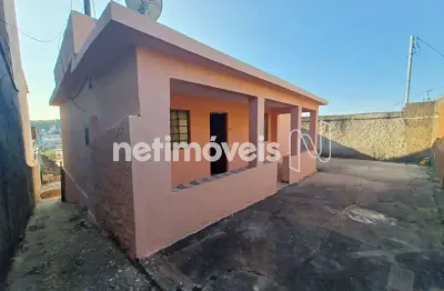 Casa com 2 quartos à venda na Rua Antônia de Carvalho, Minas Caixa, Belo Horizonte
