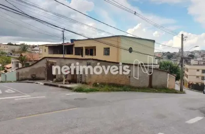 Casa com 2 quartos à venda na Rua Hildebrando de Oliveira, Copacabana, Belo Horizonte