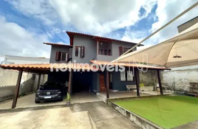 Casa com 3 quartos à venda na Rua Arildo Valadão, Braúnas, Belo Horizonte