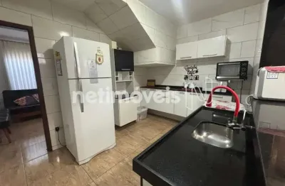 Casa com 2 quartos à venda na Rua Oito, Jardim Primavera, Ribeirão das Neves
