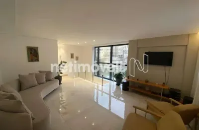 Apartamento com 3 quartos para alugar na Rua dos Timbiras, Barro Preto, Belo Horizonte