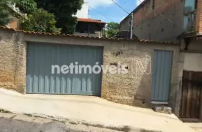 Casa com 2 quartos para alugar na Rua Conceição Silêncio Luciano, São Bernardo, Belo Horizonte