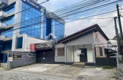 Barracão / Galpão / Depósito com 2 salas para alugar no Várzea, Teresópolis 