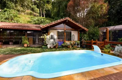 Casa com 5 quartos à venda no albuquerque, teresópolis , 271 m2 por r$ 1.200.000