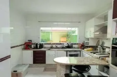 Sobrado a venda 210 metros 3 suítes, 4 vagas varanda churrasqueira nova petrópolis são bernardo