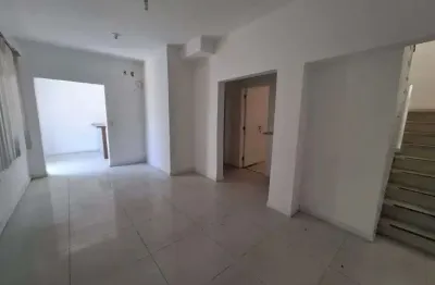 Casa comercial para alugar na Rua Levi Miranda, 01, Freguesia (Jacarepaguá), Rio de Janeiro