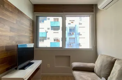 Apartamento completamente mobiliado em prédio com infra no centro histórico