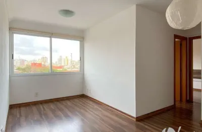 Apartamento 2 dormitórios com vaga de garagem próximo à zero hora, no bairro aze