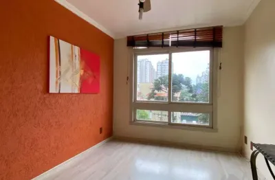 Apartamento ensolarado de 1 dormitório com vaga de garagem, próximo ao iguatemi