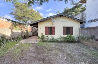 Casa com 2 quartos à venda na Rua Marechal Hermes, 271, Camaquã, Porto Alegre