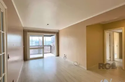 Apartamento semimobiliado de 3 dormitórios, em localização estratégica no menino