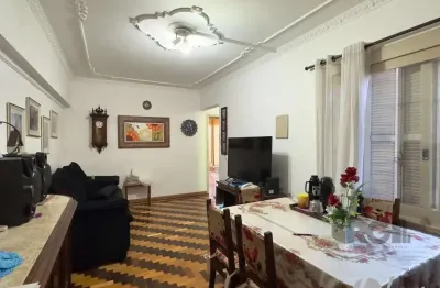 Apartamento 3 dormitórios de 99m², com sacada, em frente à santa casa no centro