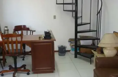 Sala comercial para alugar na Rua Washington Luiz, 552, Centro Histórico, Porto Alegre