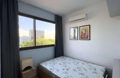 Apartamento mobiliado 1 dormitório com vista para o guaíba no centro histórico