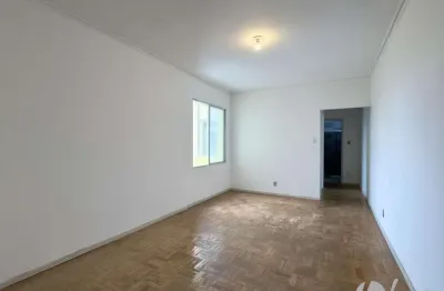 Apartamento 1 dormitório em andar alto, no coração do centro histórico