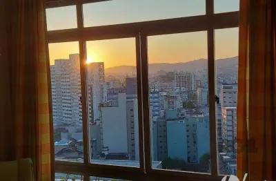 Apartamento 3 dormitórios para alugar Centro Histórico Porto Alegre/RS