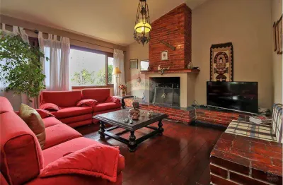 Casa com 3 quartos à venda na Rua Senador Annibal Di Primio Beck, 235, Boa Vista, Porto Alegre