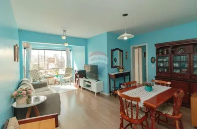 Moderno e aconchegante: apartamento de 84m² com suíte, sacada com lareira e vaga coberta!