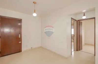 Apartamento com 2 quartos, 1 banheiro, à venda no bairro partenon.
