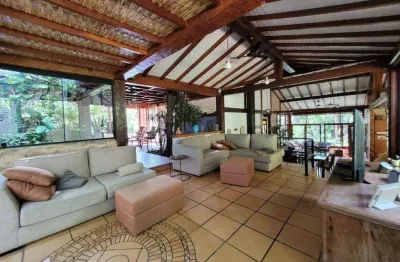 Casa sobrado a venda no Condomínio São Joaquim em Vinhedo -SP.