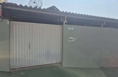 Casa com 2 quartos à venda na Rua Diamante, 492, Capela, Vinhedo