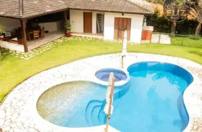 Casa Sobrado mobiliada para locação no Marambaia em Vinhedo!