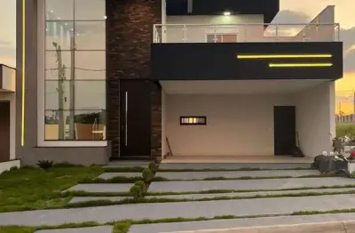 Casa em condomínio em indaiatuba-sp: 4 suítes, piscina e preparação para energia solar e fotovoltaica.