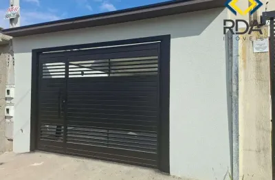 Casa para venda com 3 quartos, 1 suíte com closet, com planejado 180m², excelente localização próximo ao centro.