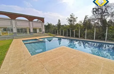 Com um projeto arquitetônico completo, essa casa conta com 3 quartos, incluindo a suíte master