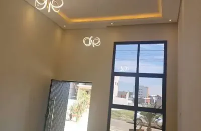 Venha conhecer essa incrível casa nova, com três dormitórios, todos suítes para garantir o máximo de conforto e privacidade para você e sua família