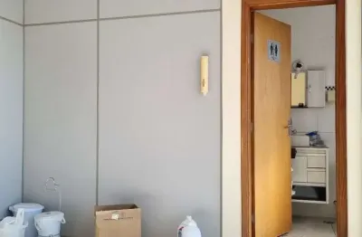 Sala comercial com 3 salas para alugar no jardim valença, indaiatuba  por r$ 2.200