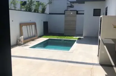 Linda casa á venda com 3 suites preparada para energia fotovoltaica e aquecedor solar inclusive para a piscina