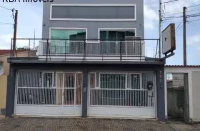 Imóvel no bairro cidade nova em ótima localização com 3 dormitórios sendo 2 suíteá, banheiro social, sala de estar, sala de tv, copa e cozinha, dispen