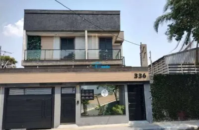 Casa à venda na Vila Paranaguá, São Paulo 