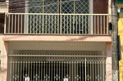 Sobrado imponente com 4 quartos, sendo 1 suite - centro de amparo - sp