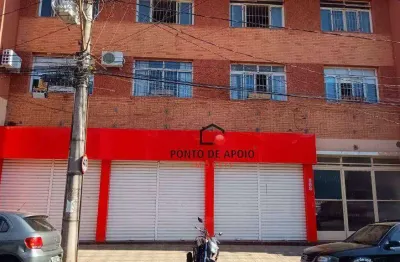 Ponto comercial com 1 sala para alugar na Rua Tristão de Castro, São Benedito, Uberaba