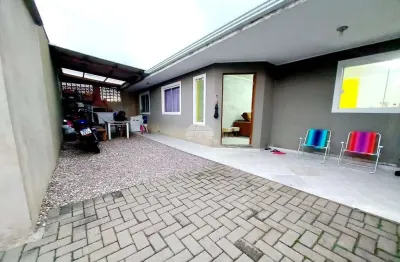 Casa em condomínio fechado com 2 quartos à venda na rua major fabriciano do rego barros, 53, vila militar i, piraquara, 61 m2 por r$ 185.000