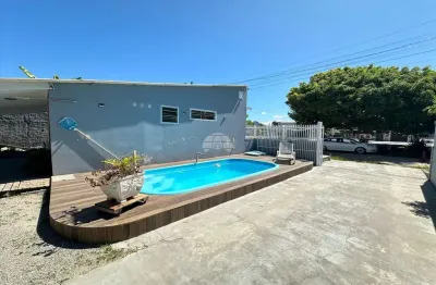 Casa com 4 quartos à venda na avenida paranaguá, 2424, riviera, matinhos, 160 m2 por r$ 690.000