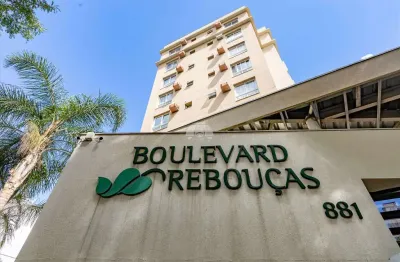 Apartamento com 2 quartos à venda na Avenida Presidente Getúlio Vargas, 881, Água Verde, Curitiba, 112 m2 por R$ 740.000