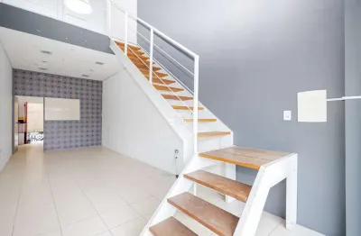 Ponto comercial à venda na avenida anita garibaldi, 2480, boa vista, curitiba, 58 m2 por r$ 330.000