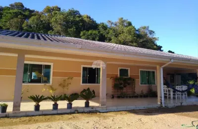 Chácara / sítio com 4 quartos à venda na estrada do mato branco - km 160, s/n, zona rural, quitandinha, 192 m2 por r$ 890.000