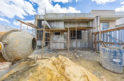 Casa com 3 quartos à venda na Rua Francisco Alves Ferreira, 640, Jardim Itaqui, Campo Largo, 76 m2 por R$ 399.900