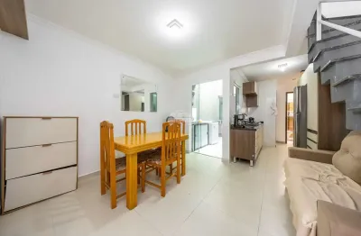 Casa em condomínio fechado com 3 quartos à venda na Rua Milton Miramir Visinoni, 788, Sítio Cercado, Curitiba, 59 m2 por R$ 370.000