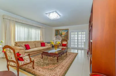 Casa com 3 quartos à venda na rua deputado leoberto leal, 628, guabirotuba, curitiba, 220 m2 por r$ 1.590.000
