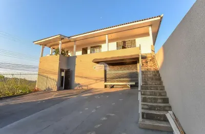 Casa com 3 quartos à venda na avenida arapongas, 536, vila gilcy, campo largo, 300 m2 por r$ 620.000