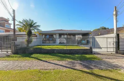 Casa com 3 quartos à venda na rua jeremias lissa, 152, vista alegre, curitiba, 290 m2 por r$ 2.000.000
